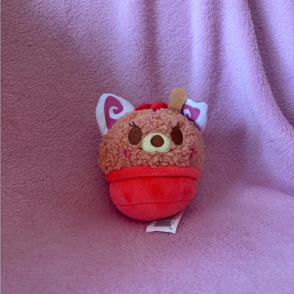 Disney red panda mei munchling plush